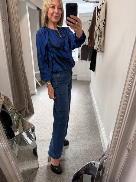 41878 Blue Blouse Palm Print