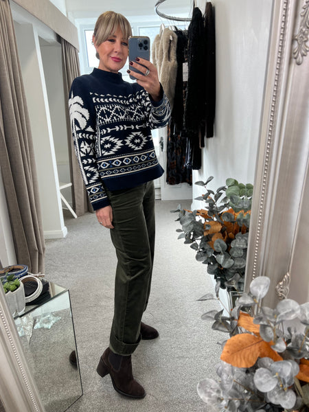 4653 Shorter Leg Conny Cord 28leg