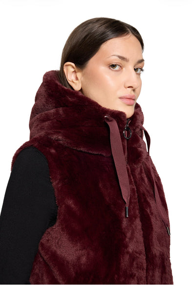 7195 Faux Fur Gilet