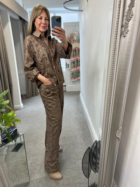 261 3107 Lace Trouser