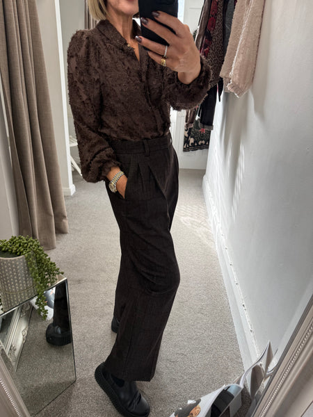 100440 Pleated Brown Tweed Trouser