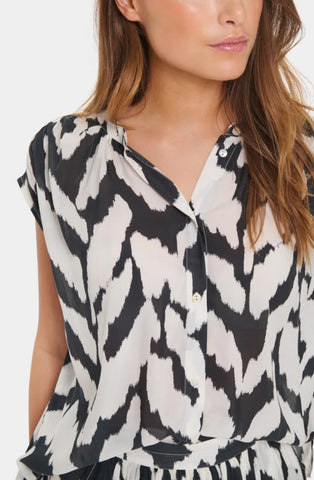 Kelsie Black & White Shirt