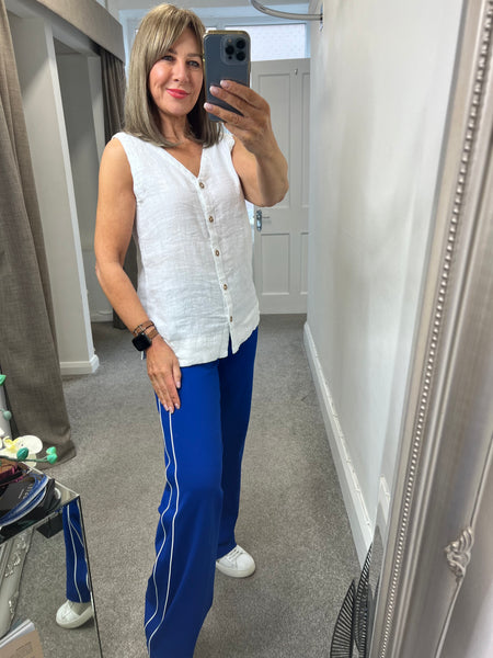 26220 plain White Linen Top Button Back