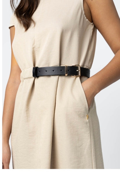 262 5213 Belted Dress