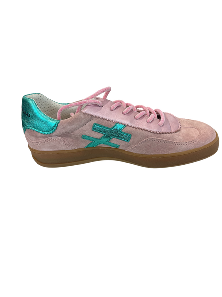A032 Iconic