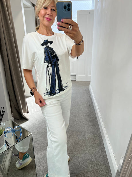 94212 Lady With Hat T.Shirt