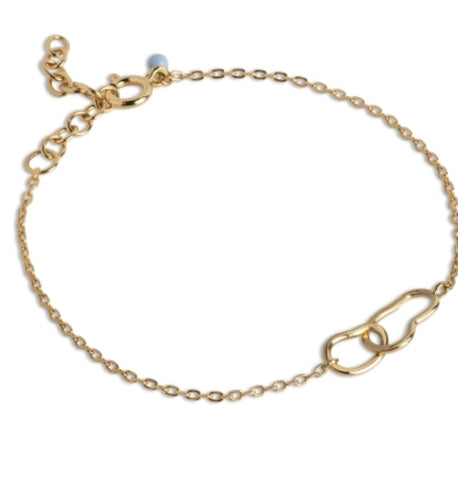 B115 Gold Double Circle Bracelet