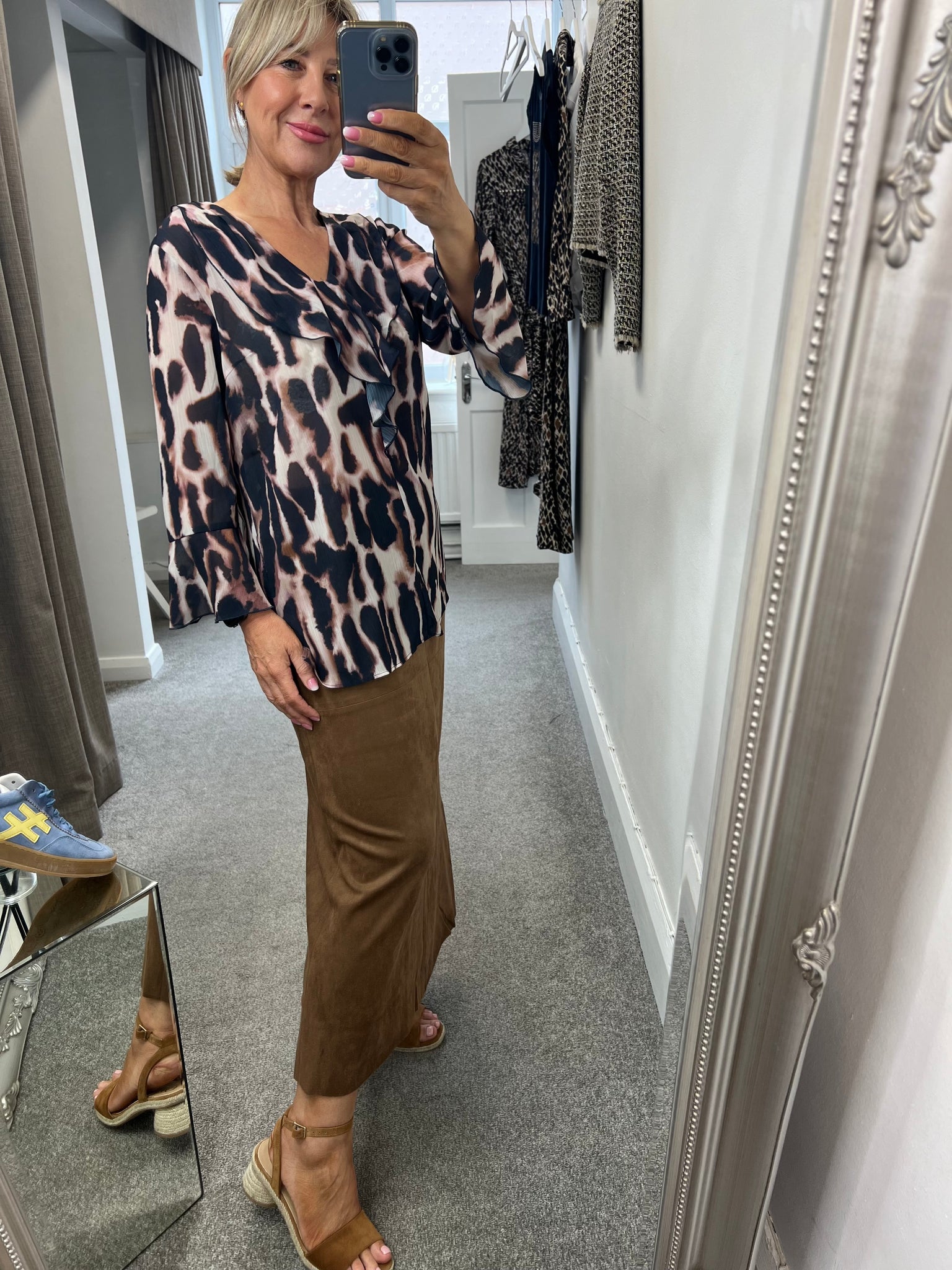 8915 Zebra Blouse