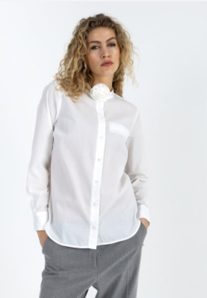 255 1105 White Shirt Rose Fastening