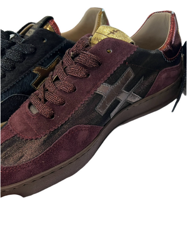 A032 Iconic AW25