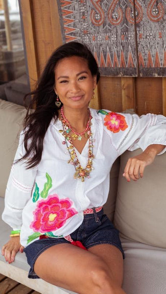 339 Blouse Large Flower