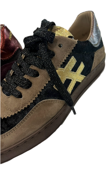 A032 Iconic AW25