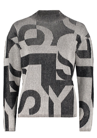 5210 Knitted Sweater