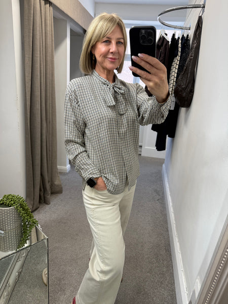 41983 Checked Blouse