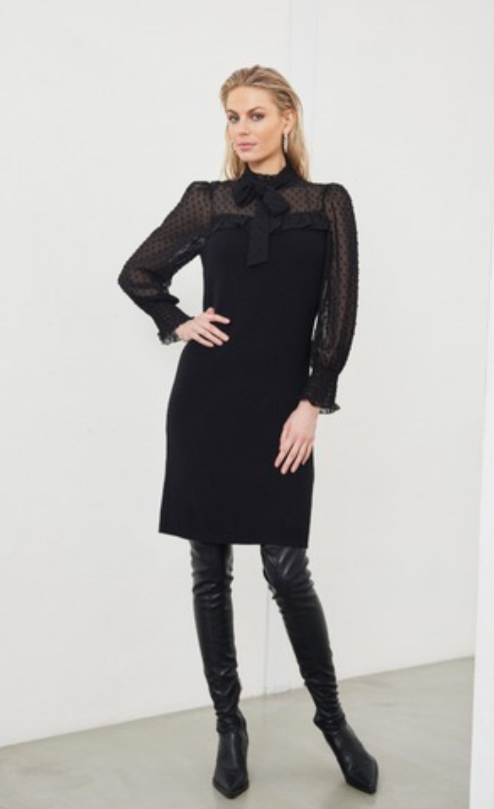 114 945 Knitted Dress