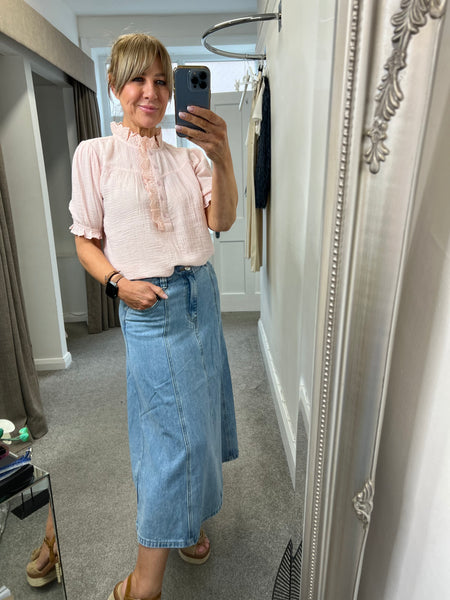 Bryanna Blouse white or Pink