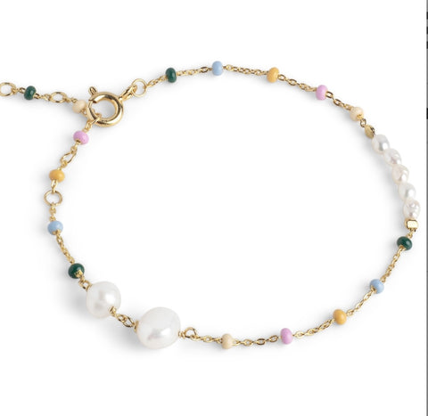 B81 Lola Pearl Bracelet