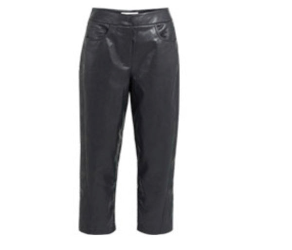 9289 Faux Leather Carrot Leg Trouser
