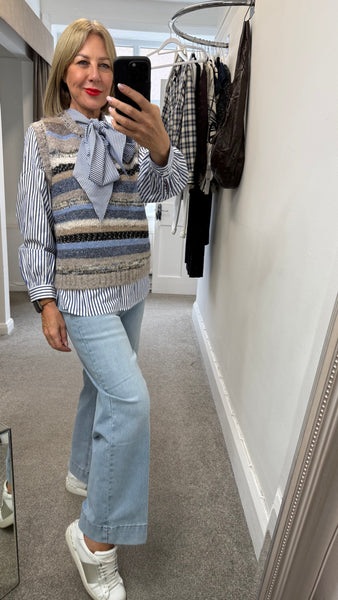 100415  Blouse Pinstriped