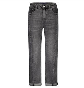 4589 Caitlin Black Barrel Leg inspired Jean